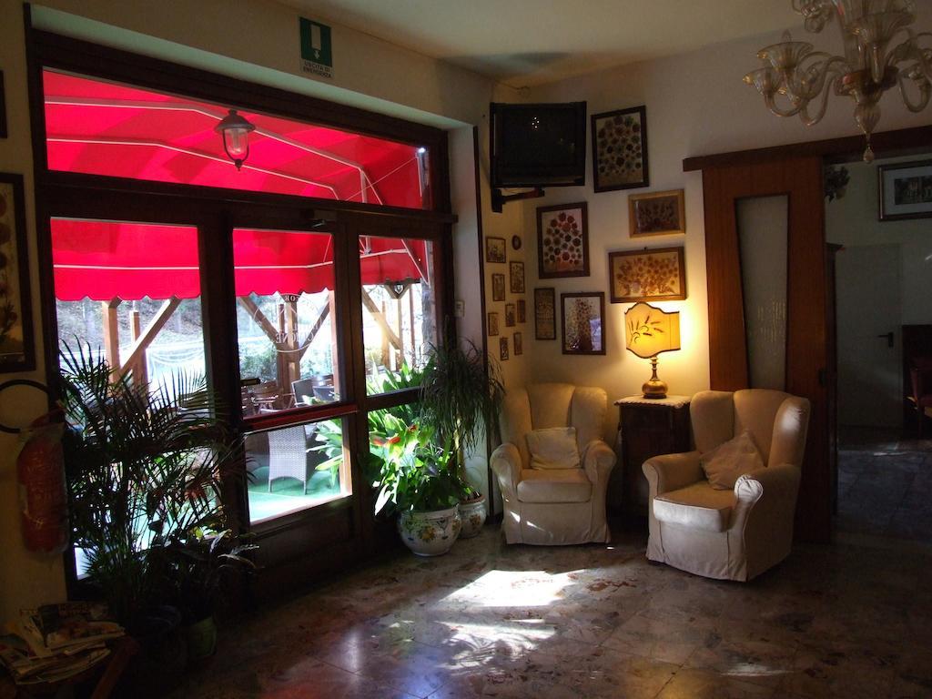 Hotel Cimone Riolunato Bagian luar foto