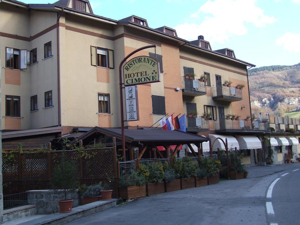 Hotel Cimone Riolunato Bagian luar foto