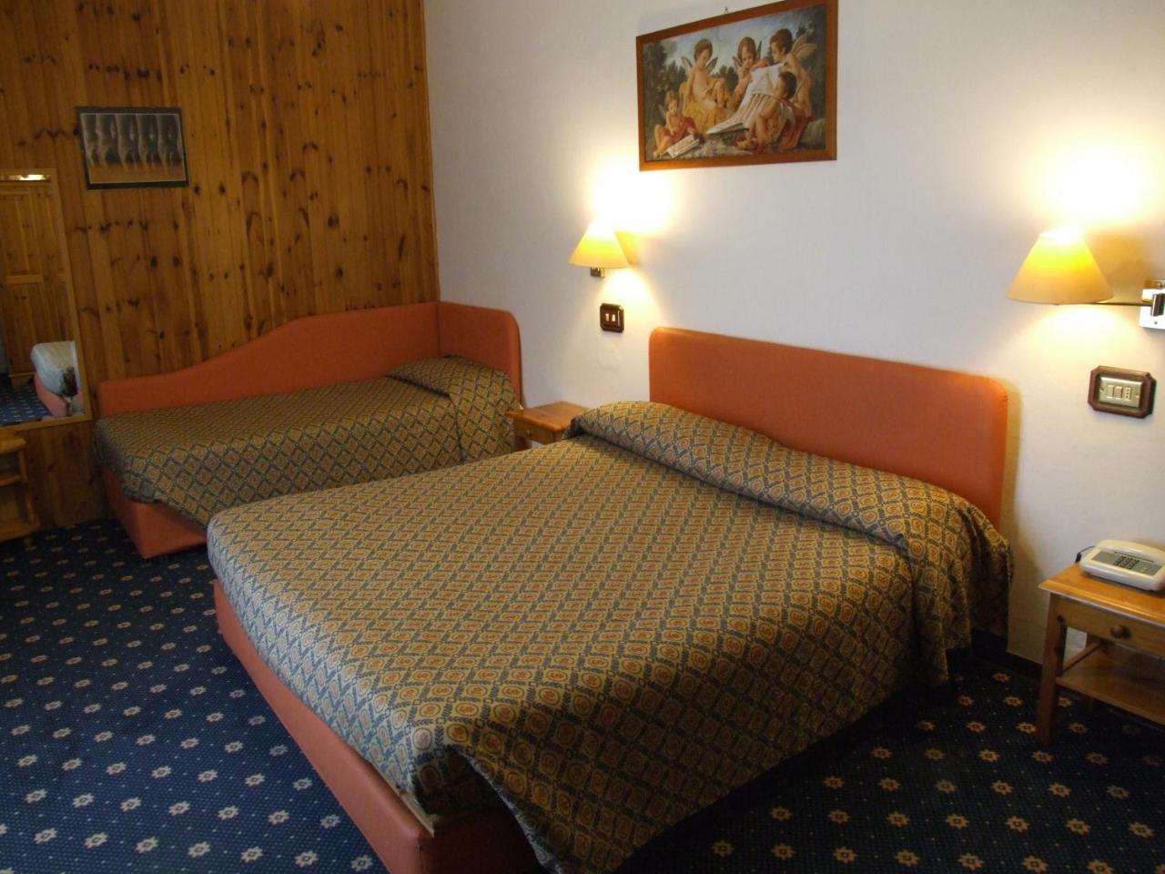 Hotel Cimone Riolunato Ruang foto